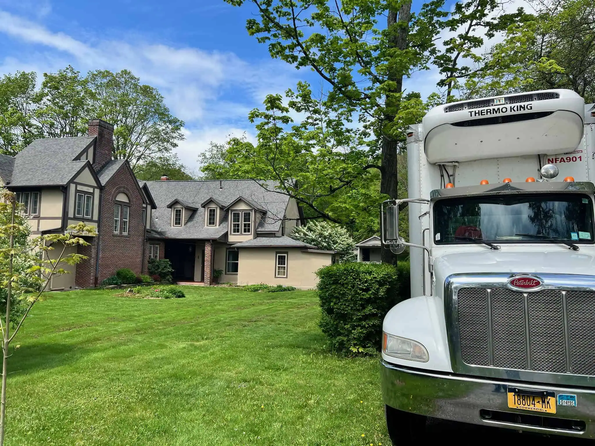 Naglee moving truck outside